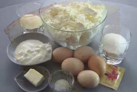 Творожная запеканка в духовке — вкусная пышная запеканка с манкой