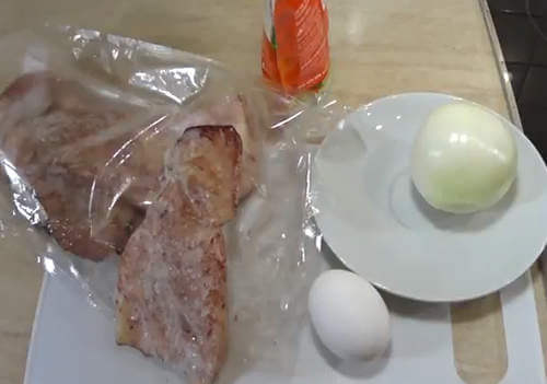 Бесподобно вкусные салаты на Новый Год из морепродуктов - с кальмарами, креветками и крабовыми палочками