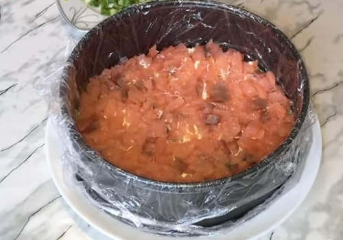Бесподобно вкусные салаты на Новый Год из морепродуктов - с кальмарами, креветками и крабовыми палочками