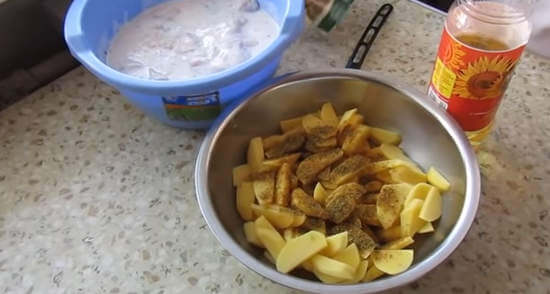 Как приготовить курицу в духовке, чтобы была вкусной, сочной и с хрустящей корочкой