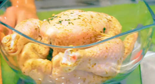 Как приготовить курицу в духовке, чтобы была вкусной, сочной и с хрустящей корочкой