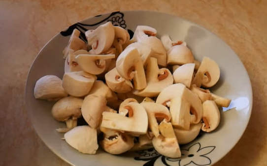 Курица с грибами и картошкой