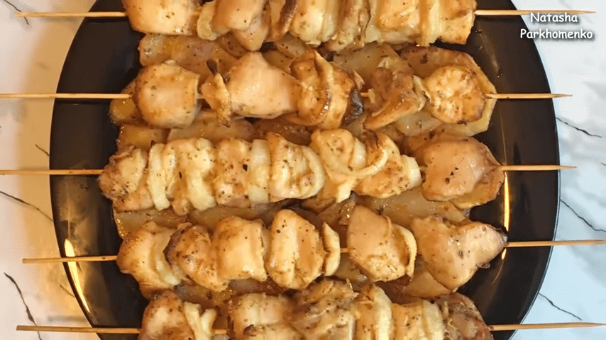 шашлык из курицы на шпажках