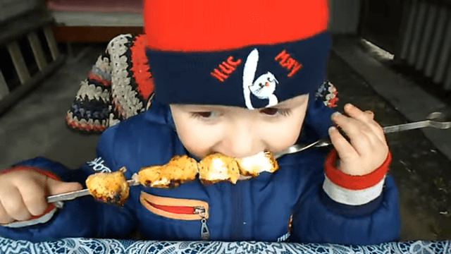 Шашлык из курицы для детей