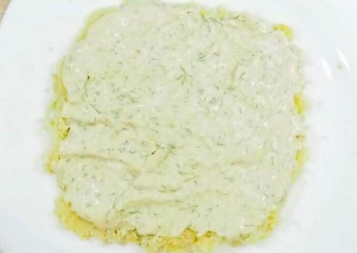Рецепты салатов на новогодний стол для детей и взрослых - красиво и вкусно