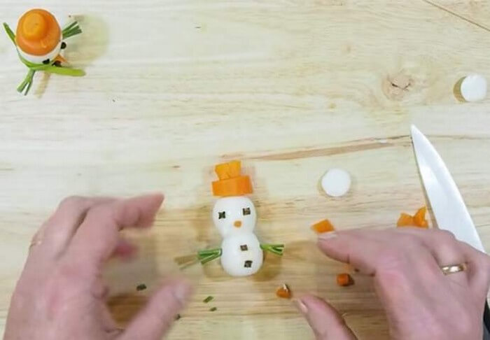 Рецепты салатов на новогодний стол для детей и взрослых - красиво и вкусно