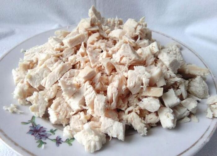 Рецепты салатов на новогодний стол для детей и взрослых - красиво и вкусно