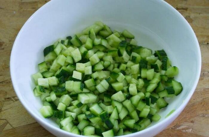 Рецепты салатов на новогодний стол для детей и взрослых - красиво и вкусно