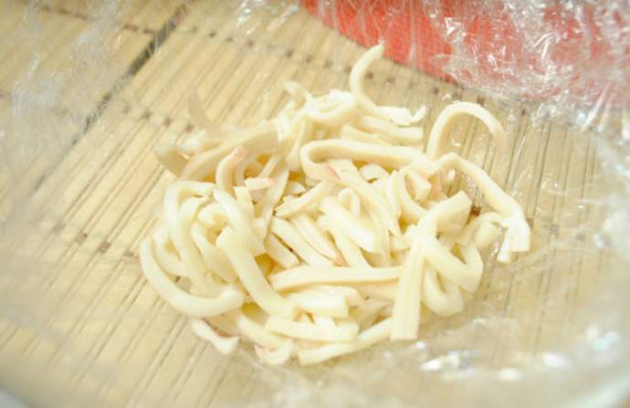 Рецепты салатов на новогодний стол для детей и взрослых - красиво и вкусно