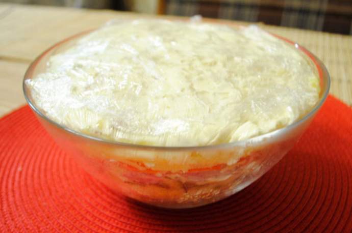 Рецепты салатов на новогодний стол для детей и взрослых - красиво и вкусно